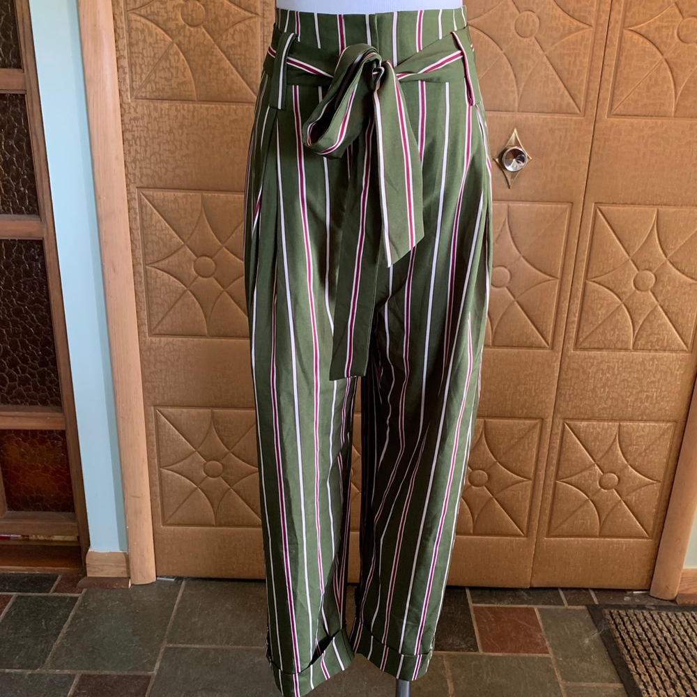 J.O.A.  Stripe tie waist paper bag crop pant